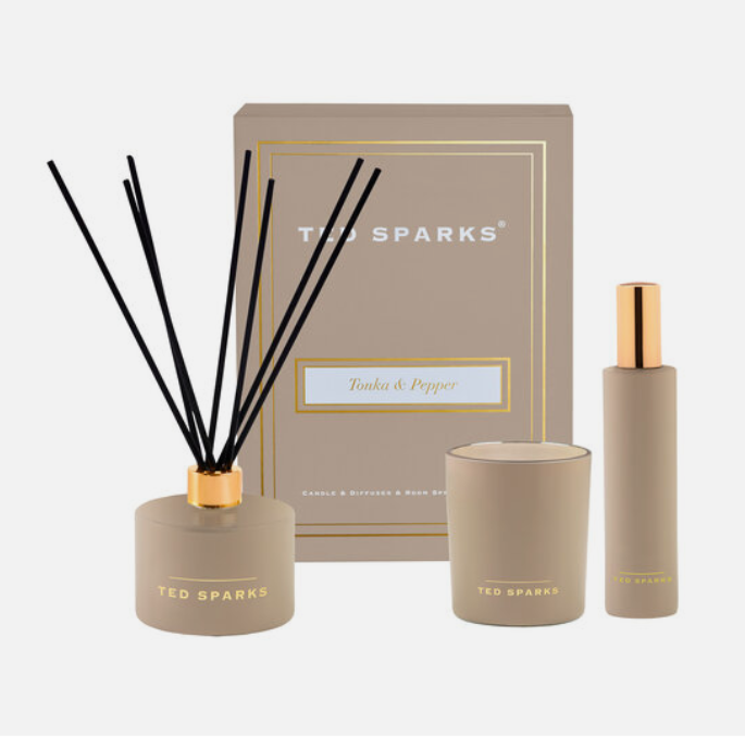 Candle, diffuser & roomspray - tonka & p
